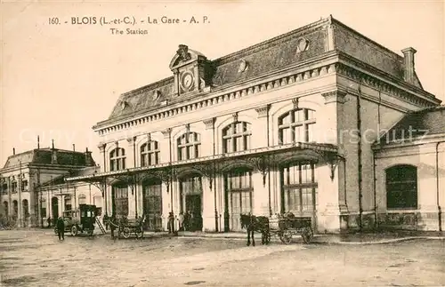 AK / Ansichtskarte Blois_Loir_et_Cher La gare Bahnhof Blois_Loir_et_Cher