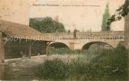 AK / Ansichtskarte Nogent sur Vernisson Lavoir et Pont sur le Vernisson Nogent sur Vernisson
