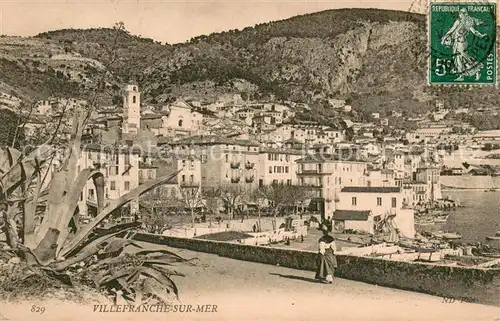 AK / Ansichtskarte Villefranche sur Mer Vue d ensemble et le port Villefranche sur Mer