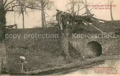 AK / Ansichtskarte Rehainviller Une tombe pres de la ville Guerre en Lorraine 1914 17 Rehainviller