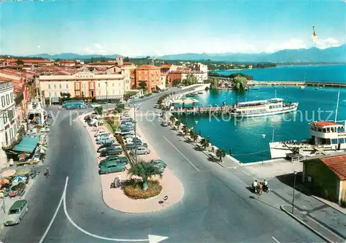 AK / Ansichtskarte Desenzano_Lago_di_Garda Panorama Uferstrasse Hafen Gardasee Desenzano_Lago_di_Garda