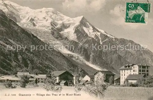 AK / Ansichtskarte Chamonix Village des Praz et e Mont Blanc Chamonix