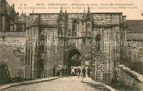 AK / Ansichtskarte Vincennes Interieur du Fort Porte du Gouverneur Vincennes
