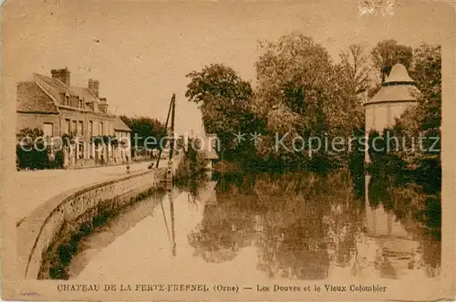 AK / Ansichtskarte La_Ferte Frenel Chateau Les Douves et le Vieux Colombier La_Ferte Frenel