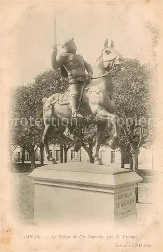 AK / Ansichtskarte Dinan Statue de Duc Guesclin Monument Dinan