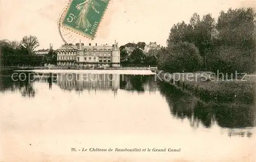 AK / Ansichtskarte Rambouillet Le Chateau de Rambouillet et le Grand Canal Rambouillet