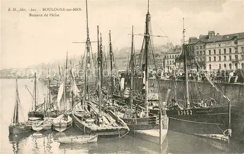 AK / Ansichtskarte Boulogne sur Mer Bateaux de Peche Boulogne sur Mer
