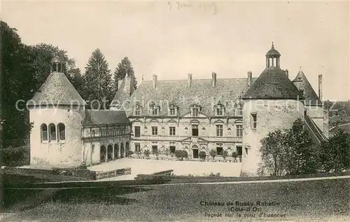 AK / Ansichtskarte Bussy le Grand Chateau de Bussy Rabutin Cour d honneur Schloss Bussy le Grand