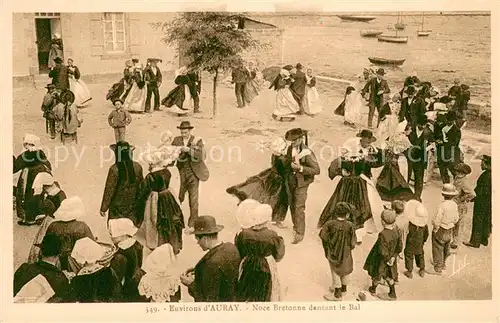 AK / Ansichtskarte Auray Noce Bretonne dansant le bal Auray