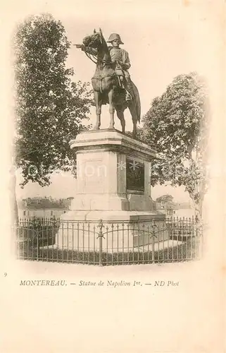 AK / Ansichtskarte Montereau Fault Yonne Statue de Napoleon Ier Monument Montereau Fault Yonne