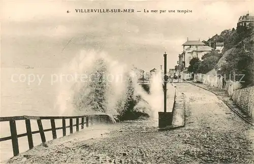 AK / Ansichtskarte Villerville_sur_Mer La mer par une tempete Brandung Villerville_sur_Mer