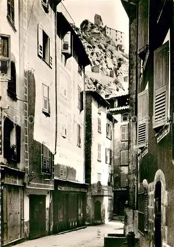 AK / Ansichtskarte Entrevaux Rue du Marche et le Fort Vauban Entrevaux