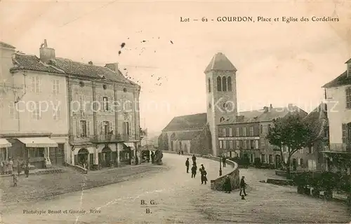 AK / Ansichtskarte Gourdon_Lot Place Eglise des Cordeliers Gourdon Lot