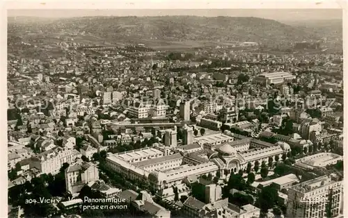 AK / Ansichtskarte Vichy_Allier Vue aerienne Vichy Allier