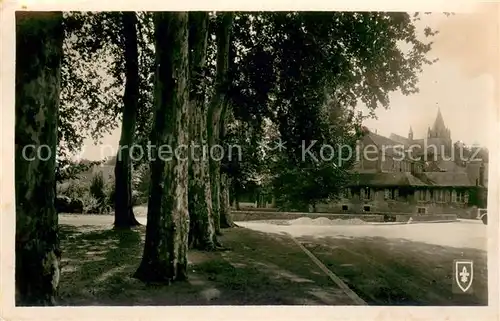 AK / Ansichtskarte Meung sur Loire Le quai et l eglise Meung sur Loire