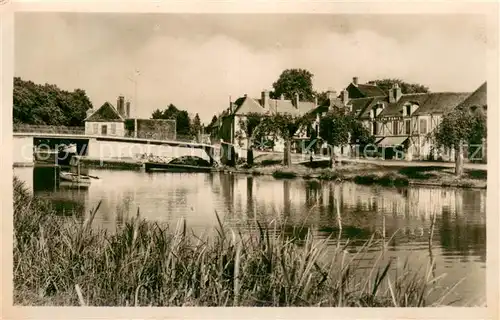 AK / Ansichtskarte Briare Les quais Briare