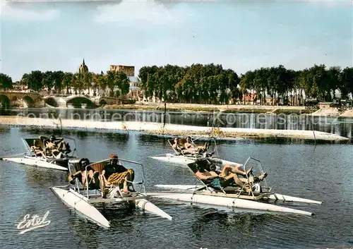 AK / Ansichtskarte Beaugency La plage et les pedalos Beaugency