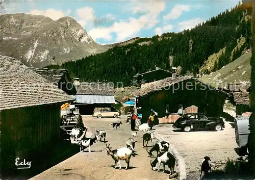 AK / Ansichtskarte Les_Lindarets Le village et ses petites chevres des Alpes Les_Lindarets