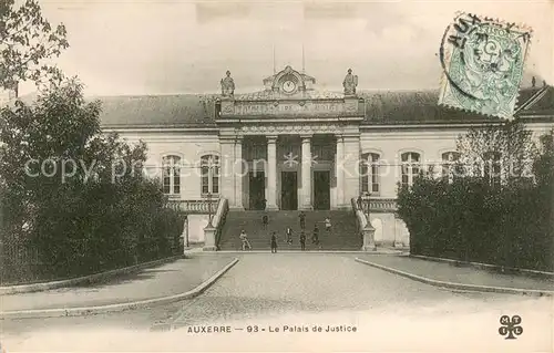 AK / Ansichtskarte Auxerre Palais de Justice Auxerre