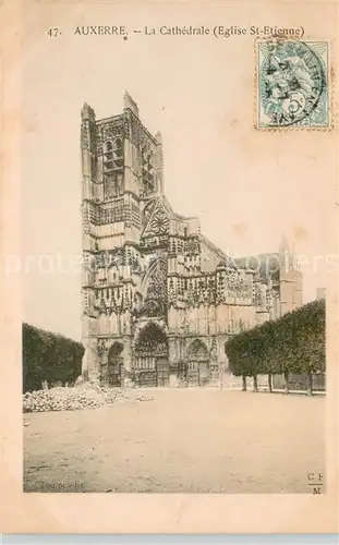 AK / Ansichtskarte Auxerre La Cathedrale Eglise Saint Etienne Auxerre
