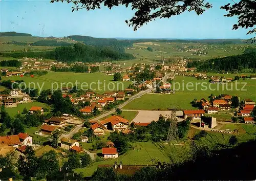 AK / Ansichtskarte Bergen_Chiemgau Panorama mit Hochfelln Seilbahn Station Bergen Chiemgau