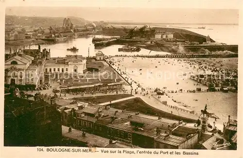 AK / Ansichtskarte Boulogne sur Mer Vue sur la Plage lentree du Port et les Bassins Boulogne sur Mer