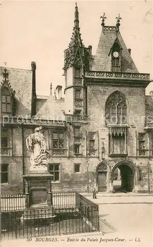 AK / Ansichtskarte Bourges Entree du Palais Jacques Coeur Bourges