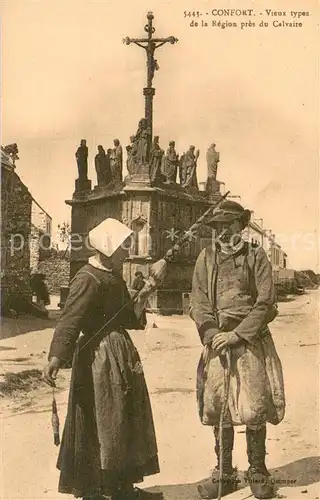 AK / Ansichtskarte Confort Vieux types de la Region pres du Calvaire Confort