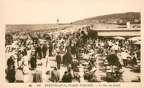 AK / Ansichtskarte Deauville sur Mer La Plage Fleurie Le Bar du Soleil Deauville sur Mer