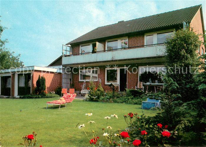 AK / Ansichtskarte Dersau Gaestehaus Weitz Lindenhof Garten am Ploener