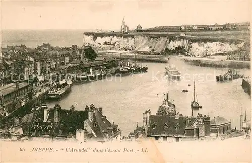 AK / Ansichtskarte Dieppe_Seine Maritime L Arundel dans l Avant Port Dieppe Seine Maritime