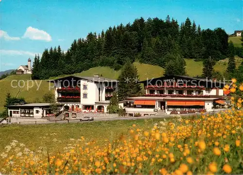 AK / Ansichtskarte Ellmau_Tirol Hotel Restaurant Baer Blumenwiese Kapelle Ellmau Tirol