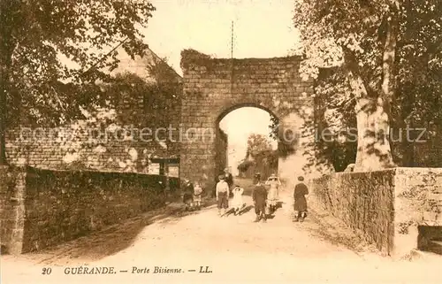 AK / Ansichtskarte Guerande Porte Bisienne Guerande