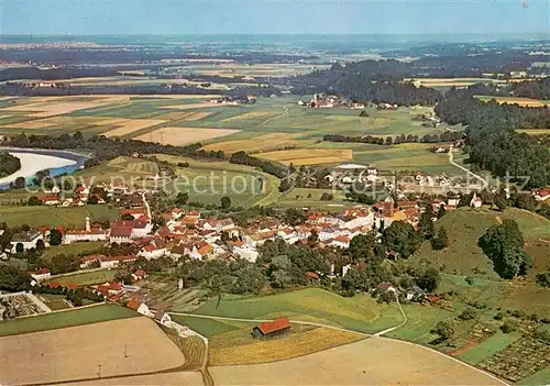 AK / Ansichtskarte Kraiburg_Inn Fliegeraufnahme mit Schlossberg Kraiburg Inn