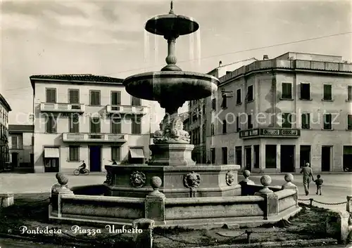 AK / Ansichtskarte Pontedera Piazza Umberto Fontana 