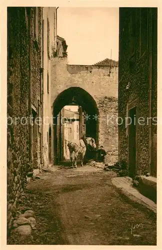 Roquebrun Rue avec Maison a Porche Roquebrun