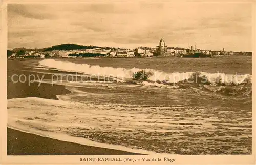 Saint Raphael_Var Vue de la plage Saint Raphael Var
