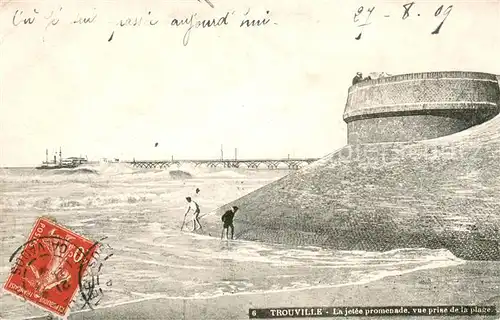 Trouville Deauville La jetee promenade vue prise de la plage Trouville Deauville