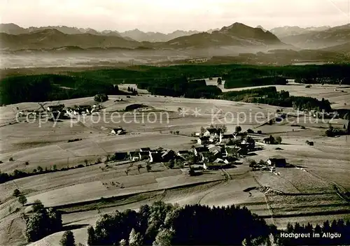AK / Ansichtskarte Hochgreut Fliegeraufnahme  Hochgreut