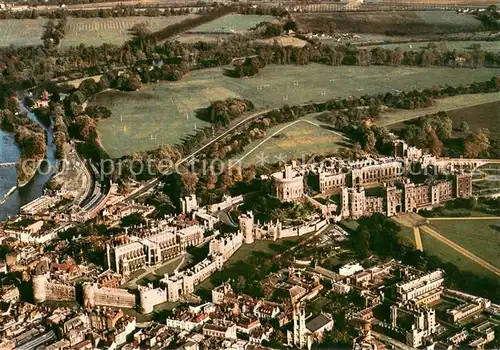AK / Ansichtskarte Windsor_Castle Aerial view from south west Windsor_Castle