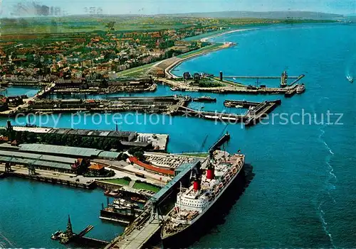 AK / Ansichtskarte Cuxhaven_Nordseebad Hafen Fliegeraufnahme Cuxhaven_Nordseebad