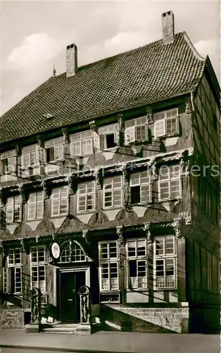 AK / Ansichtskarte Hameln_Weser Stiftsherrenhaus Historisches Gebaeude Hameln Weser