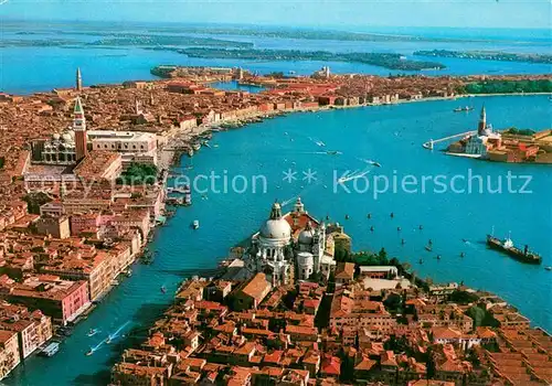 AK / Ansichtskarte Venezia_Venedig Panorama San Marco Dock Fliegeraufnahme Venezia Venedig