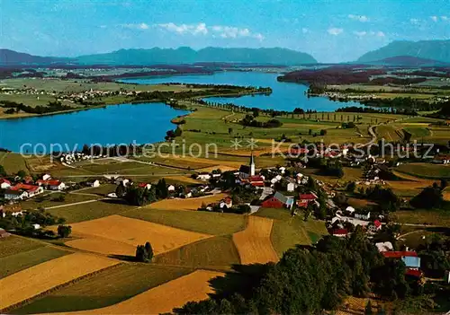 AK / Ansichtskarte Taching_See Fliegeraufnahme mit Tachinger und Waginger See Salzkammergutberge und Untersberg Taching See