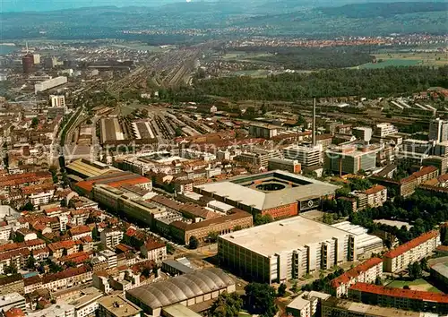 AK / Ansichtskarte Basel_BS Im Vordergrund Mustermesse Fliegeraufnahme Basel_BS