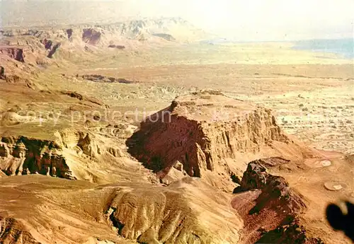 AK / Ansichtskarte Massada General air view with the Dead Sea Massada
