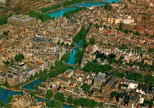 AK / Ansichtskarte Amsterdam_Niederlande Altes Stadtzentrum Fliegeraufnahme Amsterdam_Niederlande
