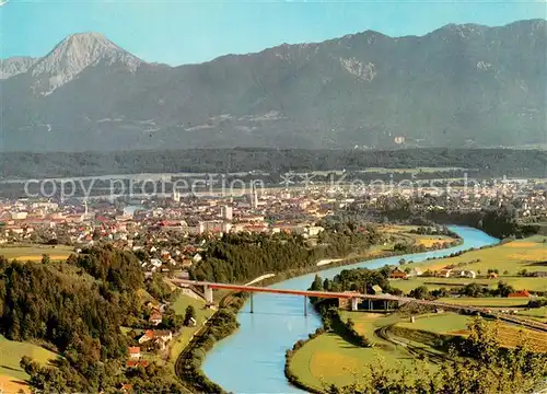 AK / Ansichtskarte Villach_Kaernten Stadtpanorama mit der Drau Mittagskogel Karawanken Villach_Kaernten