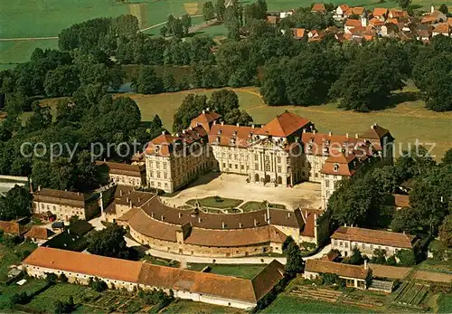 AK / Ansichtskarte Pommersfelden Schloss Weissenstein Fliegeraufnahme Pommersfelden