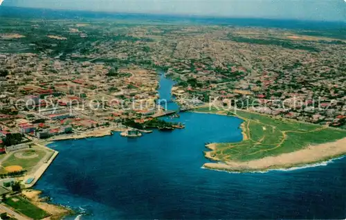 AK / Ansichtskarte Havana_Habana Airplane view of Almendares River Which divides Havana from Marianao with bridge in foreground Havana Habana